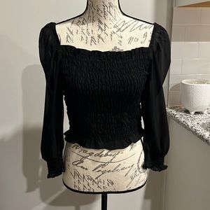 Cute mid blouse with see through long sleeves